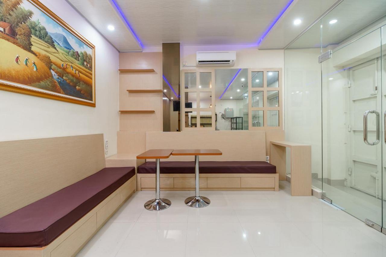 Reddoorz Plus Near Rs Rk Charitas 2 Palembang Zewnętrze zdjęcie
